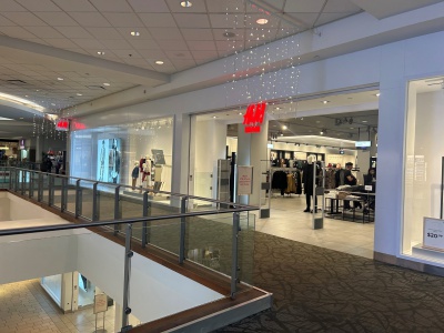 La Palmera Mall – Demo & Whitebox for H&M Department Store